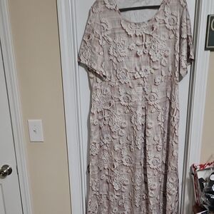 Elegant Lace Print Dress in Cream